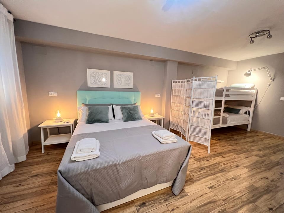 El Duplex especial centro Histórico parking gratis Apartment in Malaga