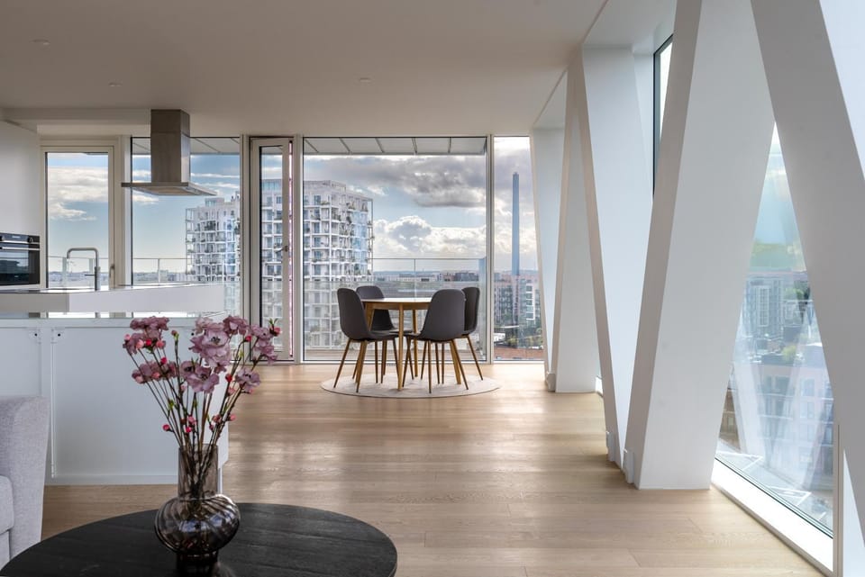 Kitchen or kitchenette, Living room, Dining area
