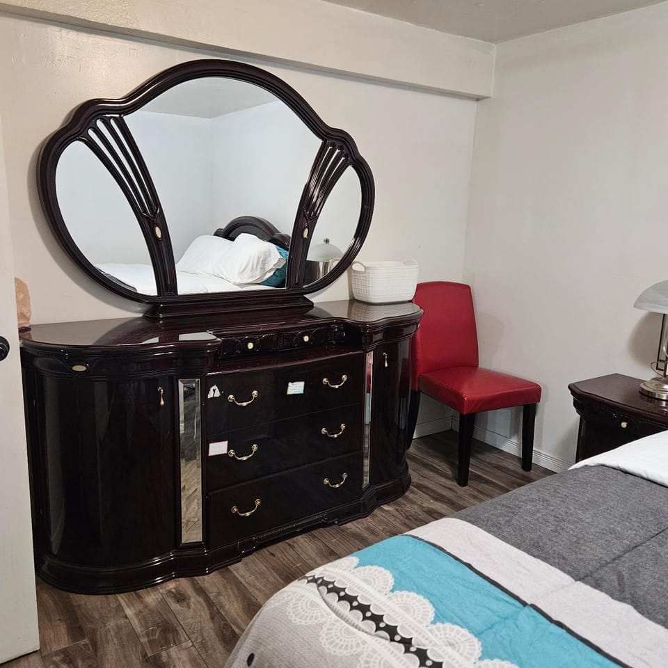 Bed, Bedroom