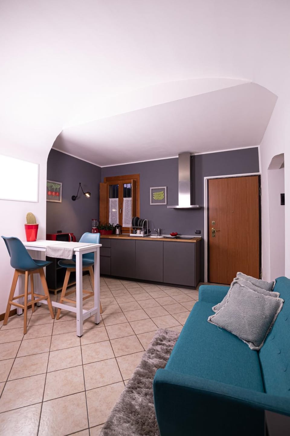 Kitchen or kitchenette, Living room