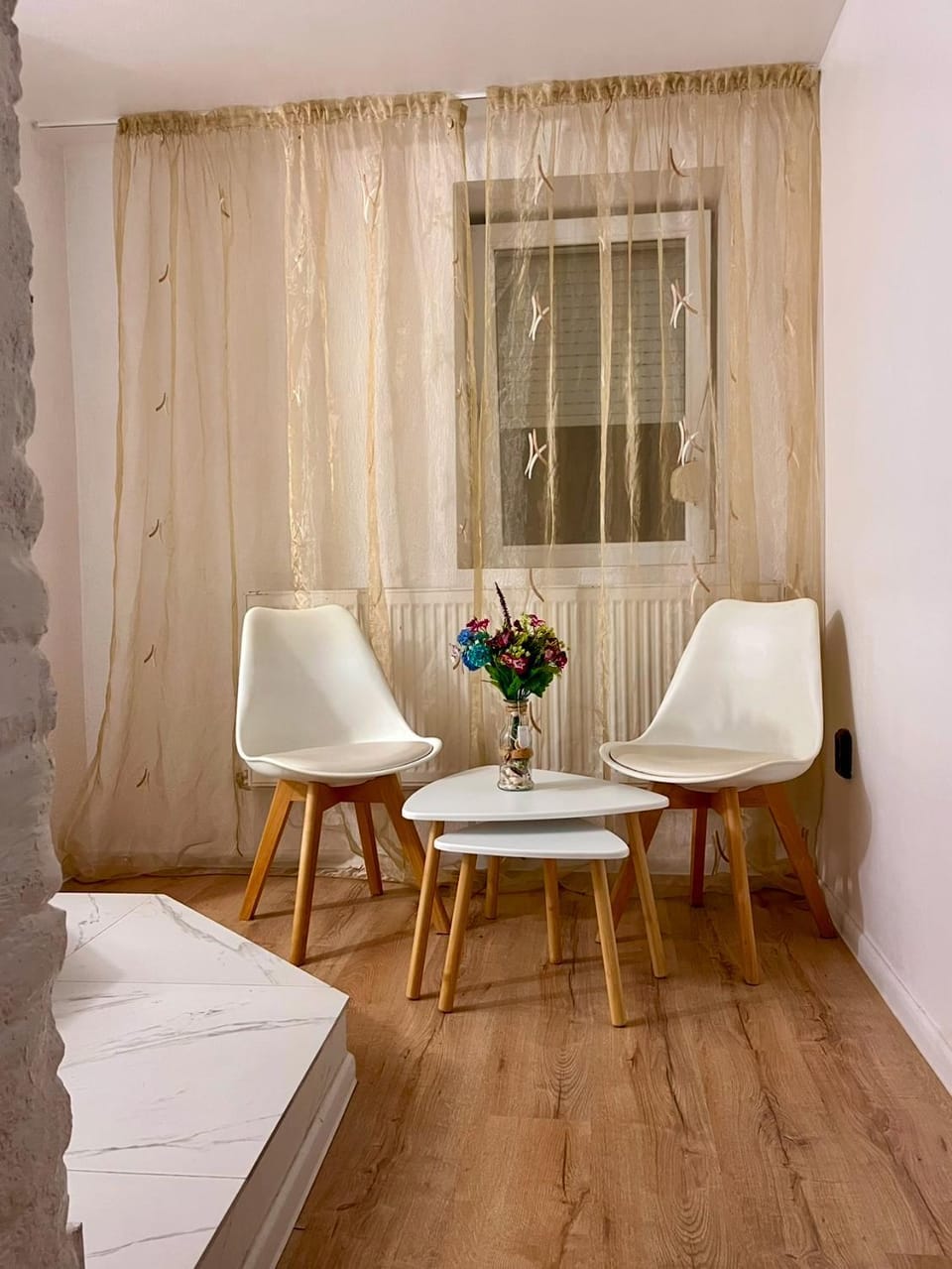 Seating area