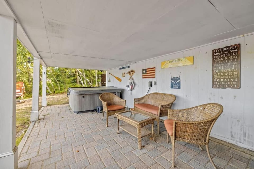 Lake Home with Private Beach and Hot Tub House in Freedom