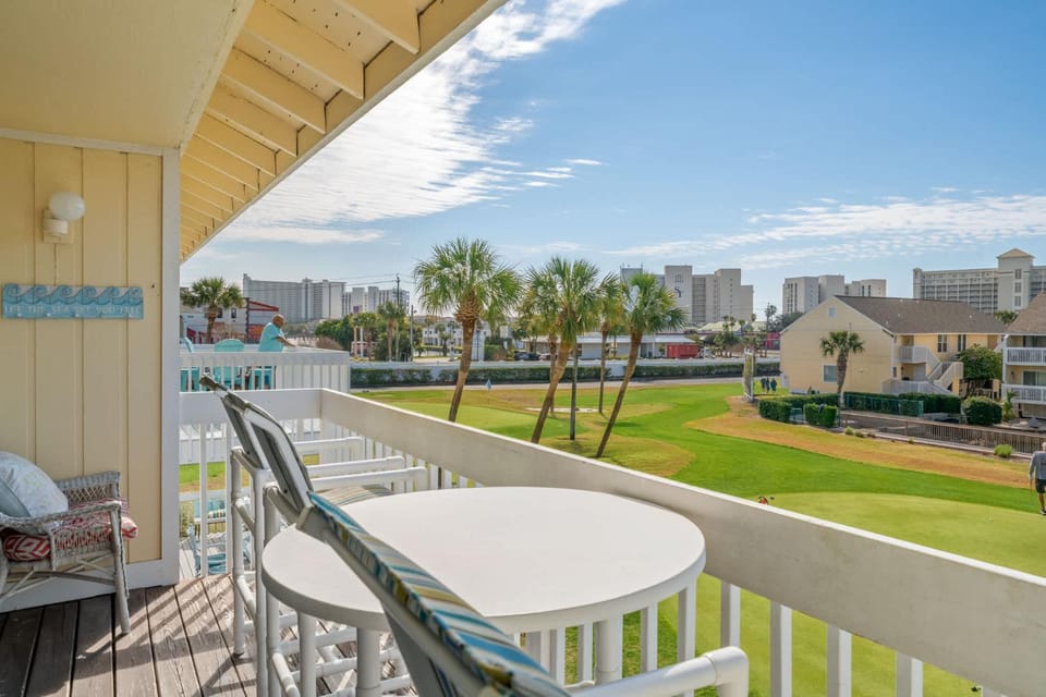 Day, View (from property/room), Balcony/Terrace, Seating area