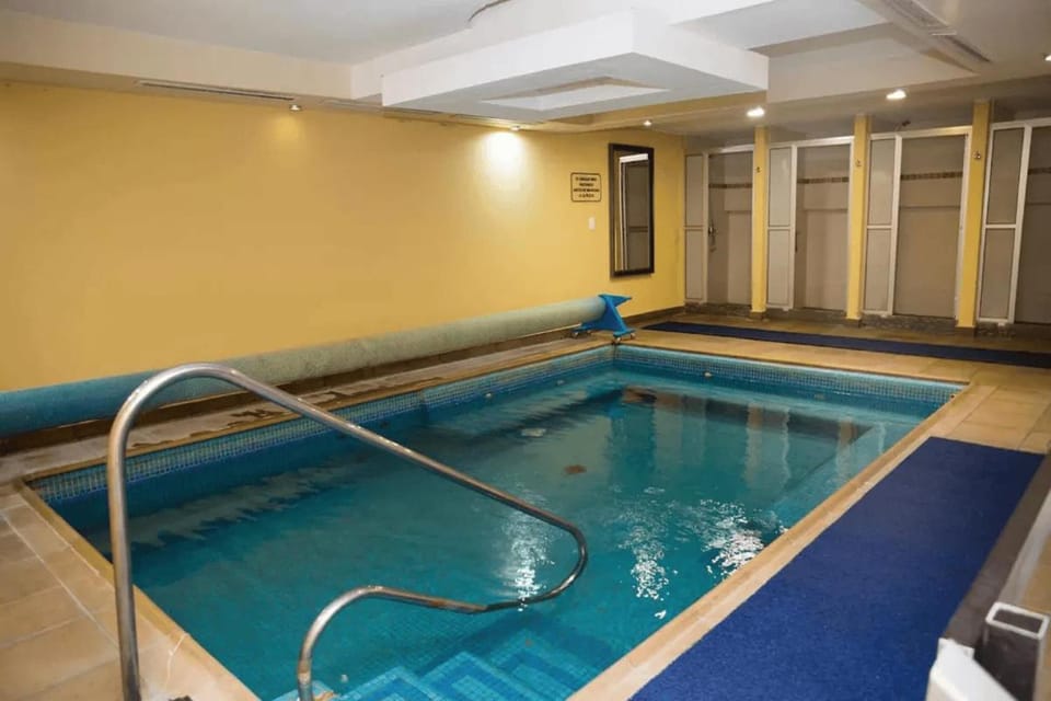 Pool view, Swimming pool
