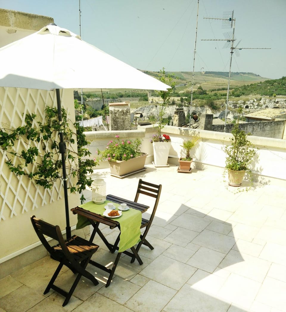 View (from property/room), Balcony/Terrace, Breakfast