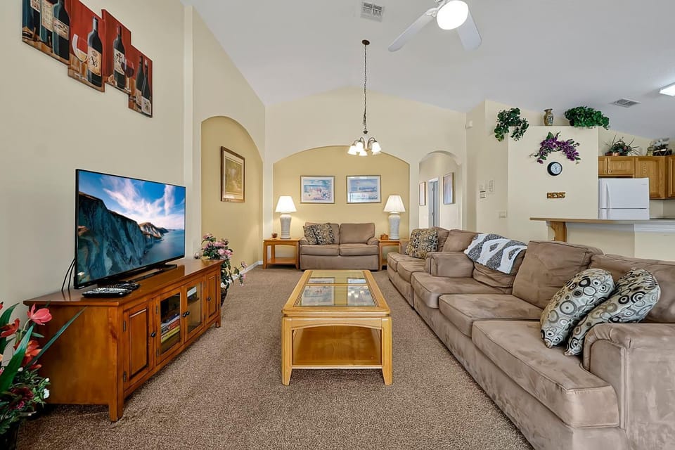 234 KILDRUMMY DR DAVENPORT 4BED House in Polk County