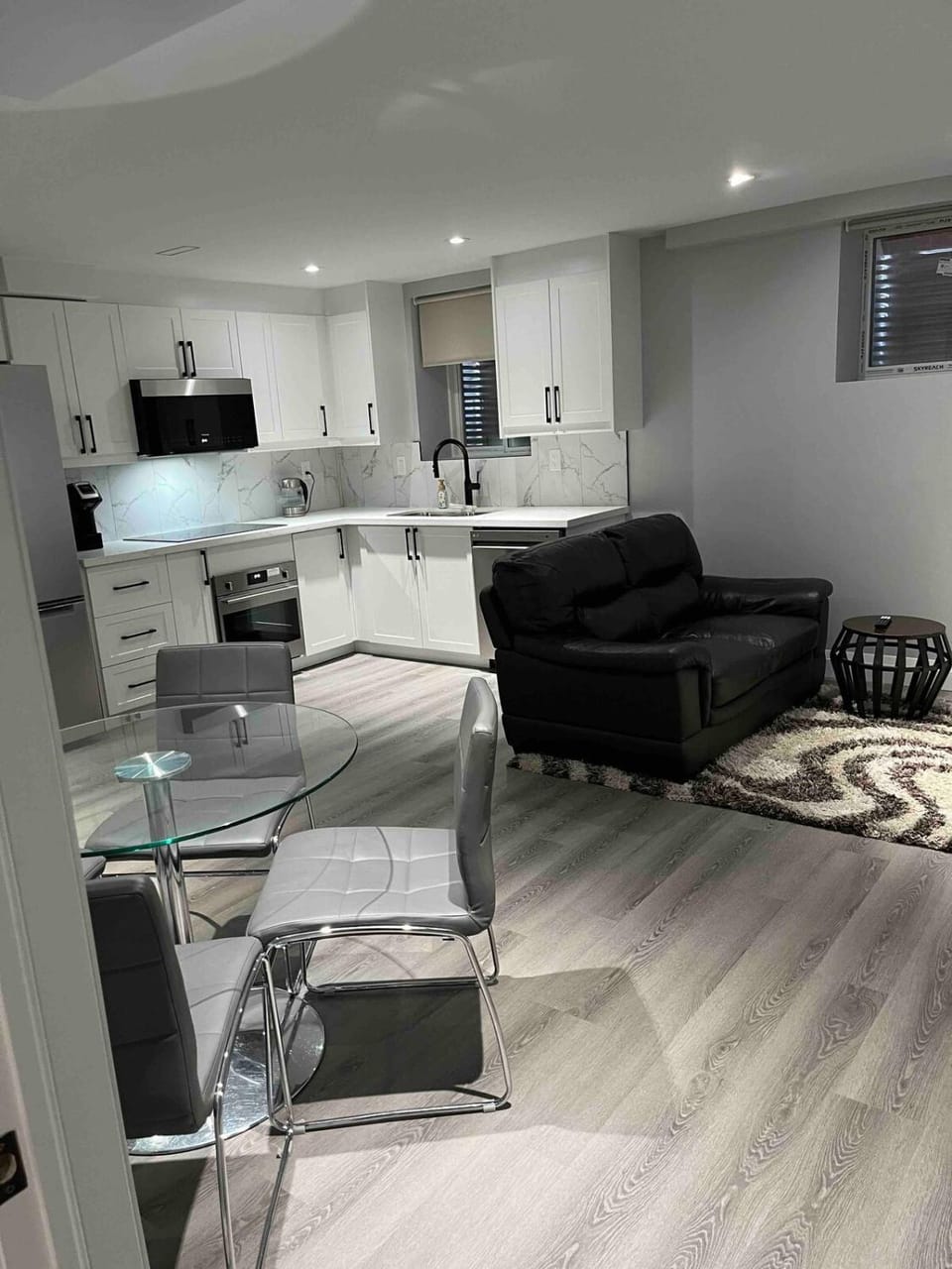 Private Cozy 1BR 1Bath with dedicated workspace Apartment in Cambridge