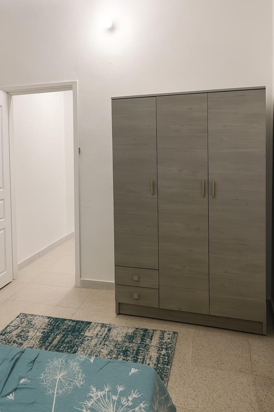 Bedroom, wardrobe