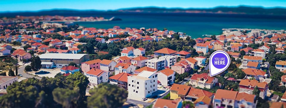 Property building, Nearby landmark, Neighbourhood, Bird's eye view, City view, Sea view, Street view, Location