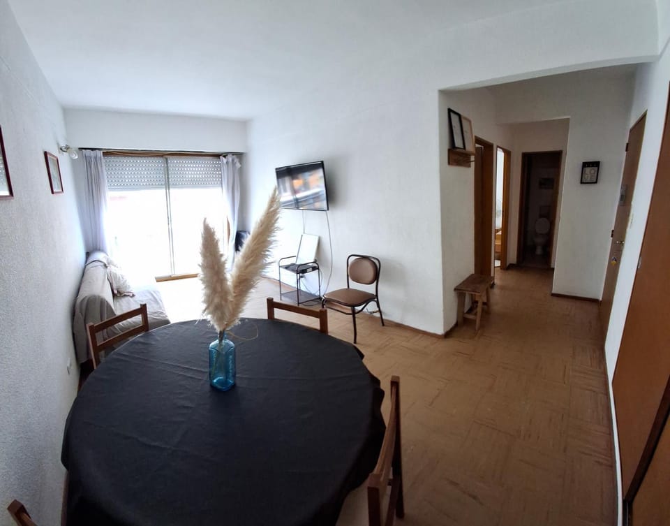 TV and multimedia, Living room, Dining area