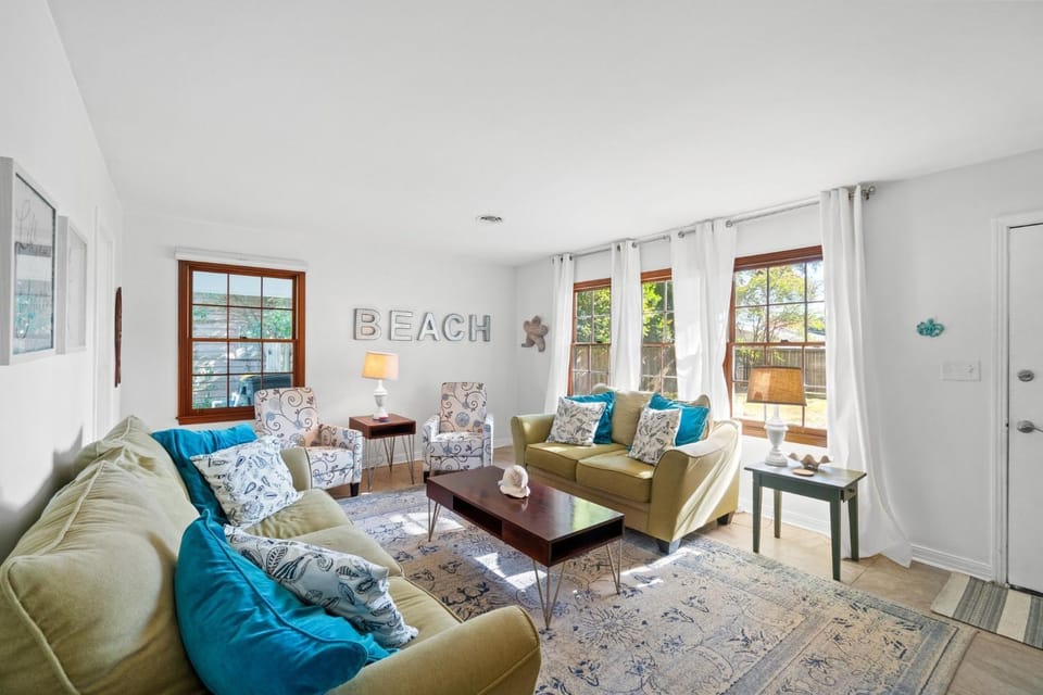 Little Beach House House in Fort Walton Beach