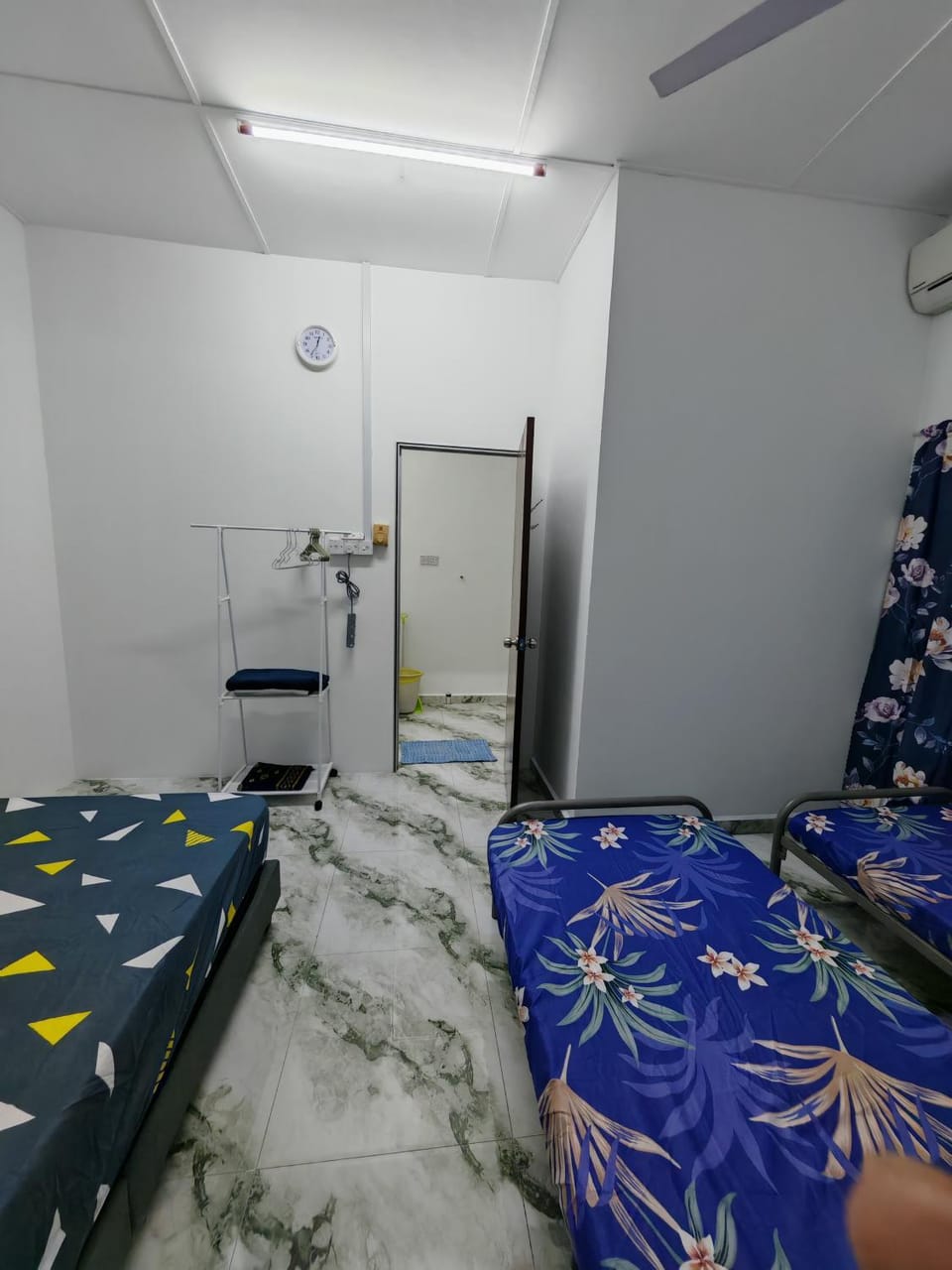 HOMESTAY DATUL BANTING #5, 1bilik 4-6org, Near Jenjarom, HargaB40, Mvslim shj, #NO TOWEL House in Selangor, Malaysia
