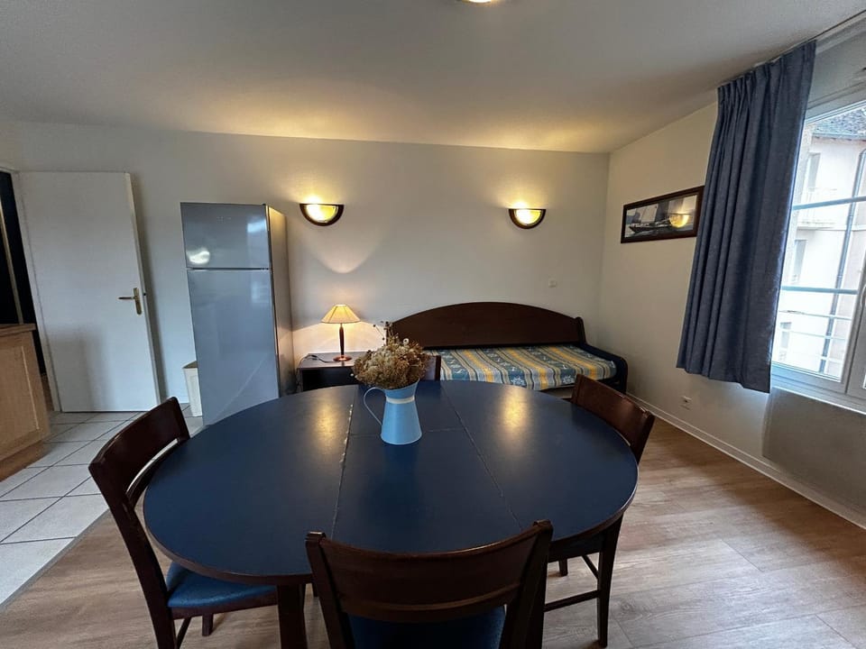 Appartement rénové proche Thermes avec piscine et Wi-Fi - FR-1-541-166 Apartment in Nouvelle-Aquitaine