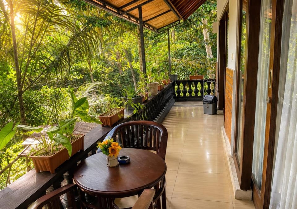 Jungle Hideaway Villas 2 - Pool View Villa in Abiansemal