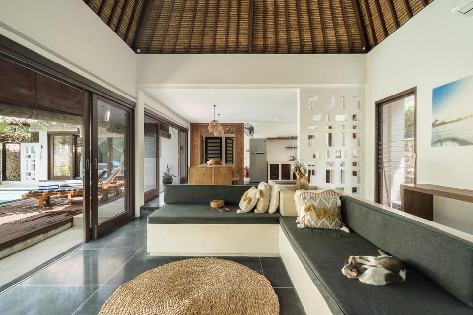 TV and multimedia, Living room, Seating area