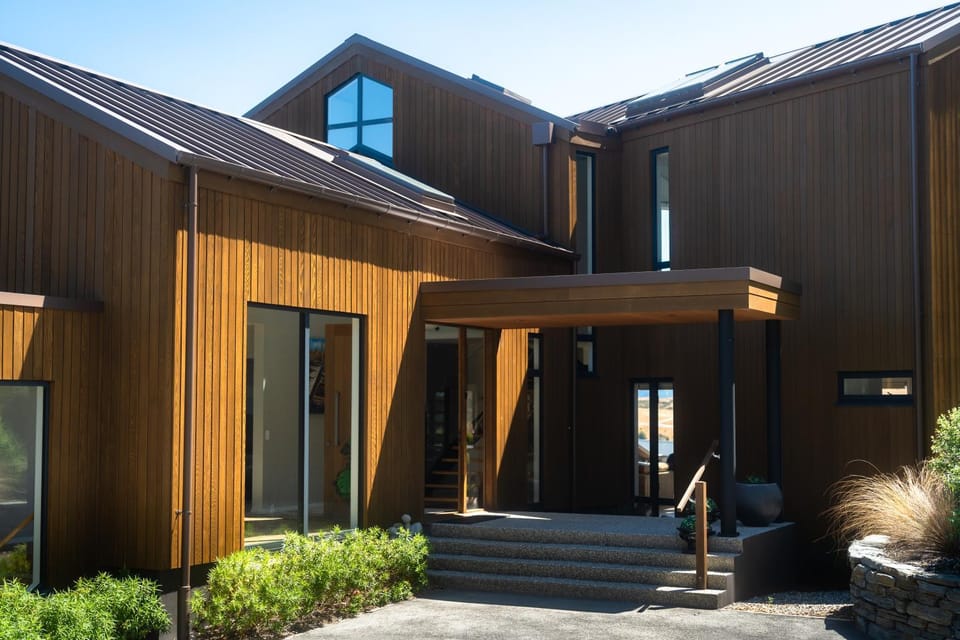 Premium Escape at Jacks Point Stunning Views & Designer Comfort Villa in Otago