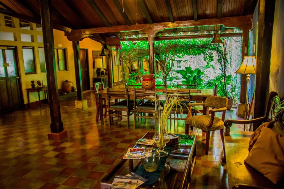 Hostal Fuente Castalia, B y B Bed and Breakfast in Nicaragua