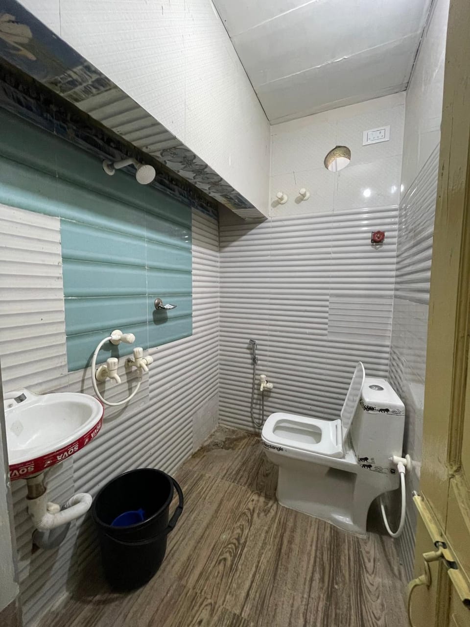 Narasimha Dev Guest House Hotel in West Bengal