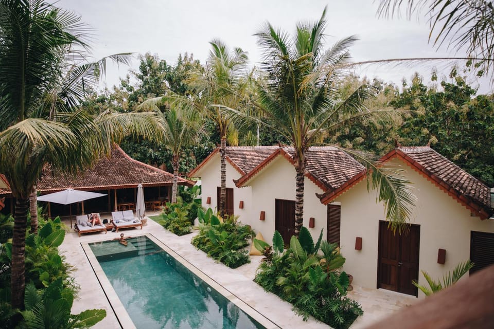 Property building, Natural landscape, Garden, Garden view, Pool view, Swimming pool, sunbed