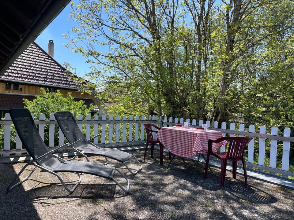 2 separate Appartements mit 5 Schlafzimmern für 9 Personen House in Baden-Württemberg