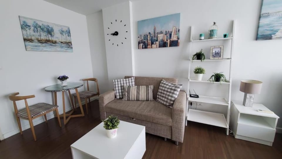 Downtown Hua Hin Condo with Pool Apartment in Nong Kae