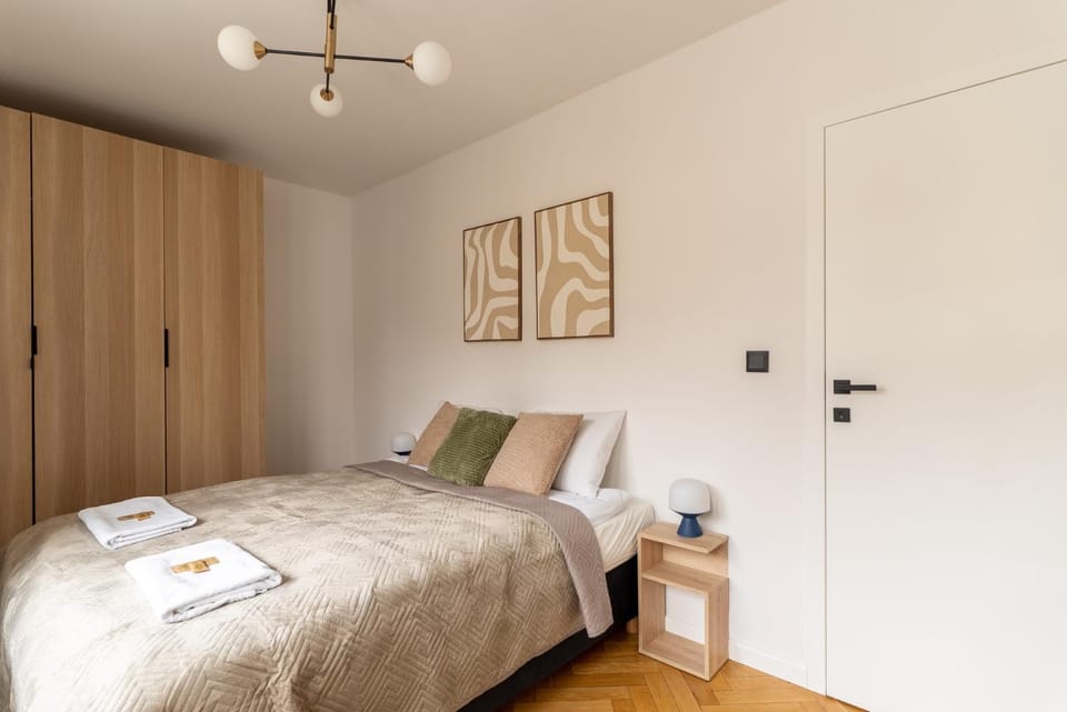 Warsaw Concierge Lipowa Apartment in Warsaw