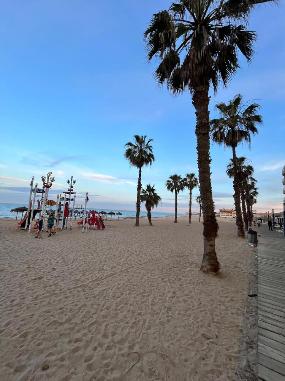 Fresa Apartment La Mata, 2 min to beach, private garage Apartment in Torre La Mata