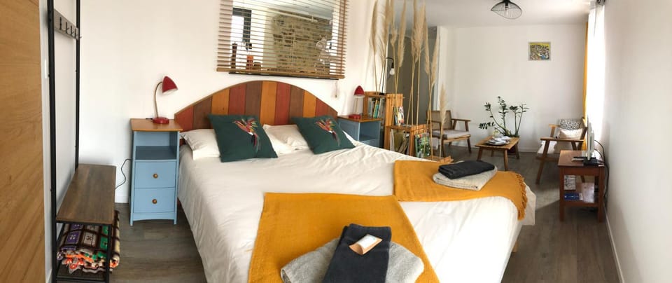 Living room, Bedroom