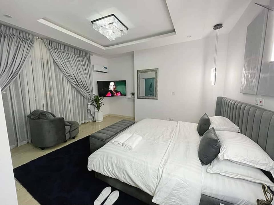 Contemporary 4 Bedroom Duplex, Ikoyi Apartment in Lagos