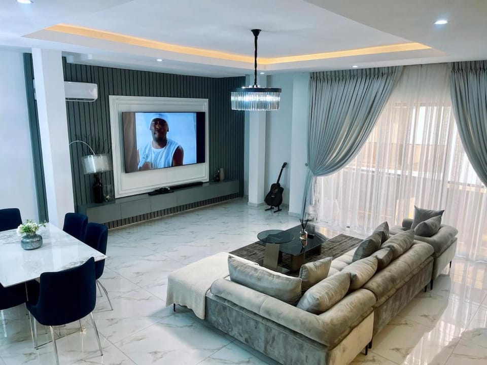 Contemporary 4 Bedroom Duplex, Ikoyi Apartment in Lagos