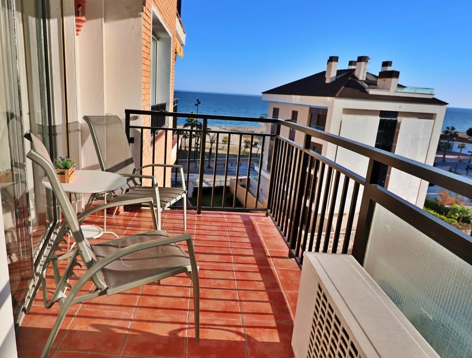 View (from property/room), Balcony/Terrace, Sea view