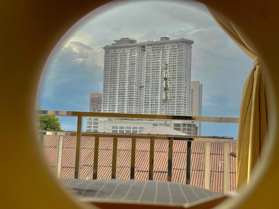 Balcony/Terrace, City view