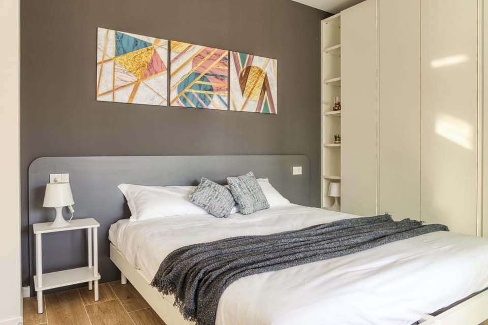 Bed, Photo of the whole room, Bedroom