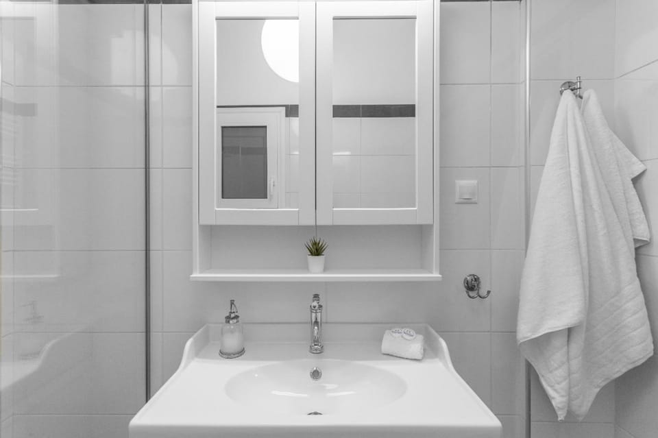 Unique apartment next to Acropolis and metro Apartment in Athens