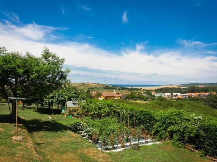 Nearby landmark, Spring, Natural landscape, Mountain view, Sea view
