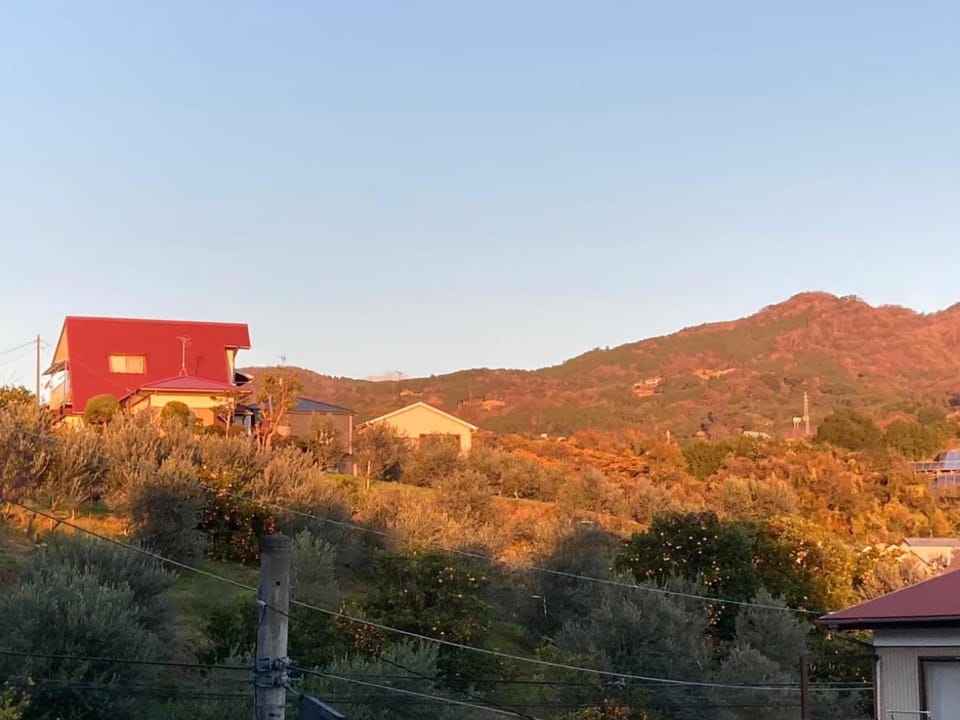 真鶴個室201セミダブル1台 駅徒歩6分Atami Hakoneも近いゲストハウス真鶴 Bed and Breakfast in Kanagawa Prefecture