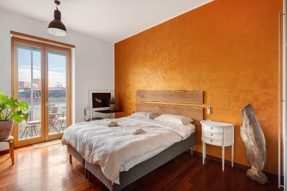 Property building, Living room, Bedroom
