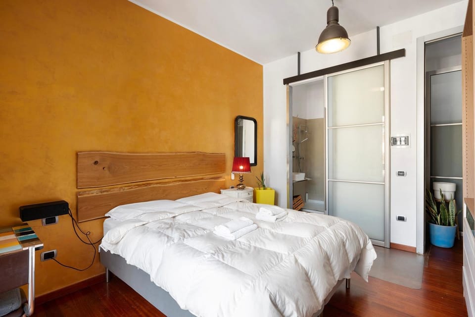 Living room, Bedroom