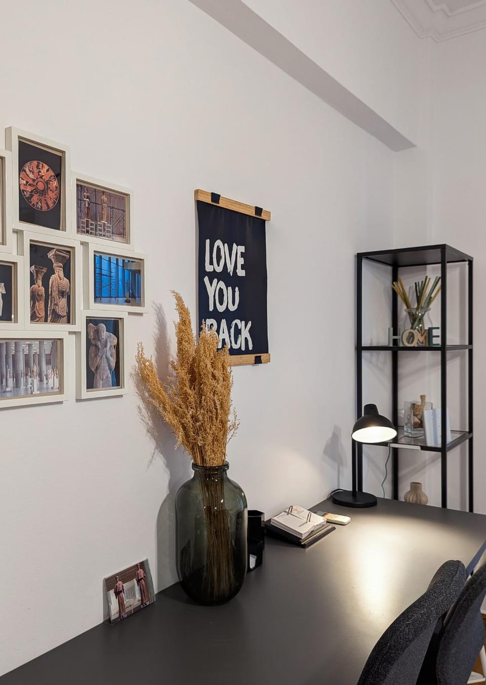 Spacious apt for 5 guests next to Acropolis&metro Apartment in Athens