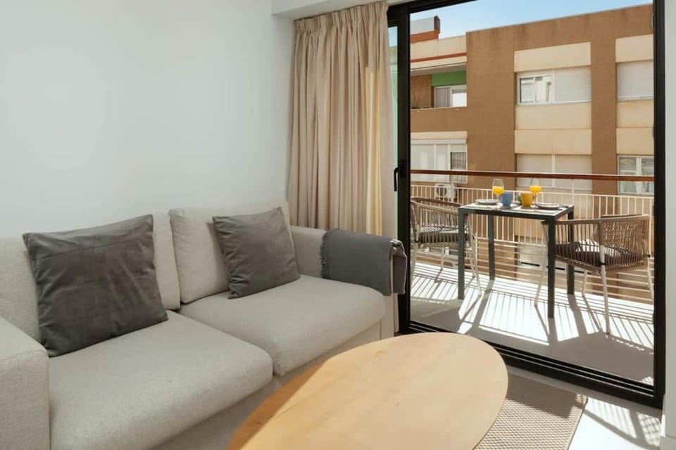 Sea View & Private Terrace in the Heart of Malaga! Apartment in Malaga