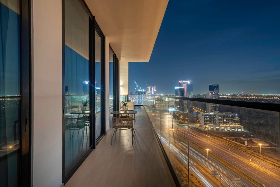 GuestReady - 2BD | Private Pool Oasis | City View Apartment in Dubai