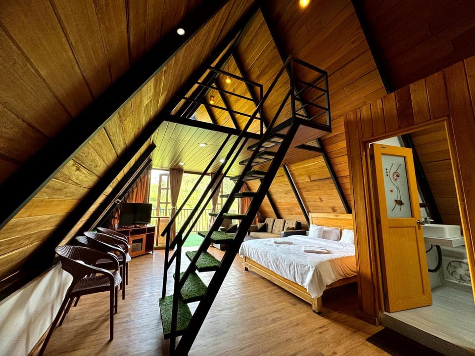 Solitary Green Cabins Cabin in Central Province