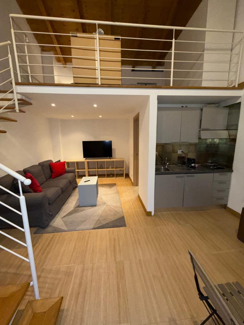 Kejsi Home Apartment in Rome