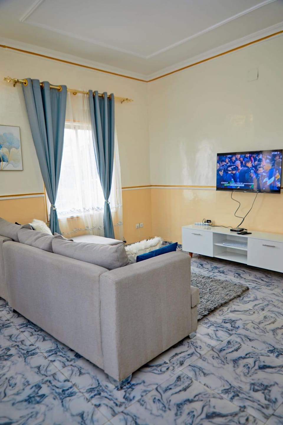 Communal lounge/ TV room, TV and multimedia, Living room, Seating area