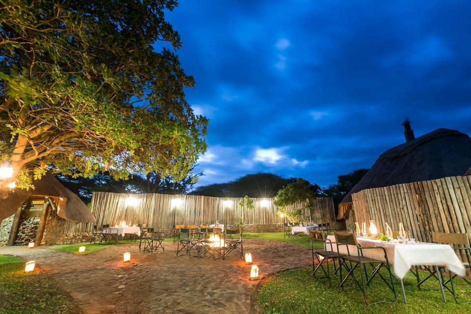 Seating area, Dinner, Alcoholic drinks, Non alcoholic drinks