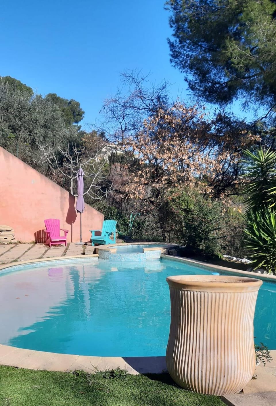 Swimming pool