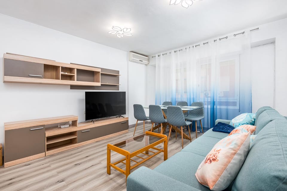Living room, air conditioner
