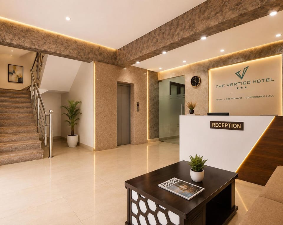 Lobby or reception, elevator