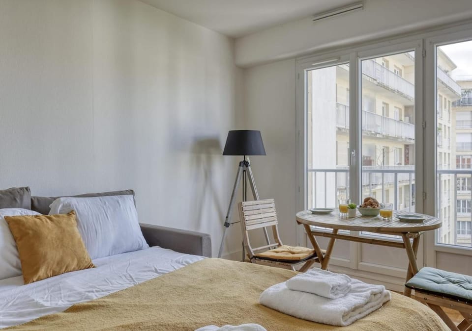 Bed, Living room, Dining area