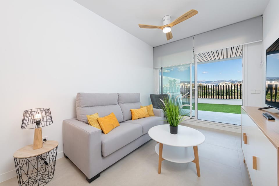 Patio, TV and multimedia, Living room